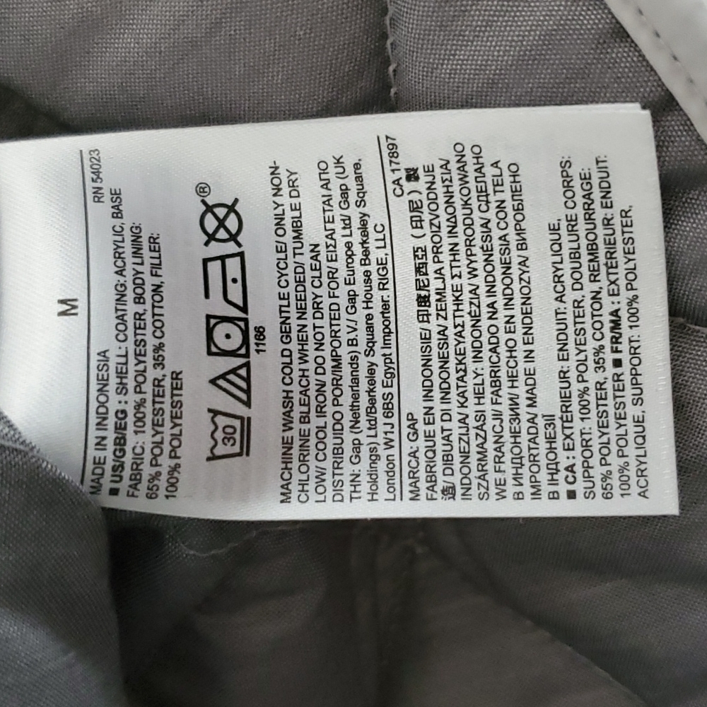 Gap Quilted Puffer Vest Size Medium - Picture 4 of 6